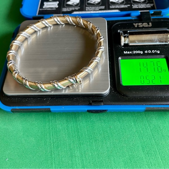 14k Two Tone real Gold flexible classy bangle Bracelet - Picture 9 of 10